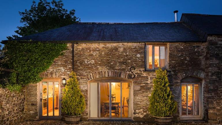 The Best Romantic Cottages & Cosy Hideaways In The UK